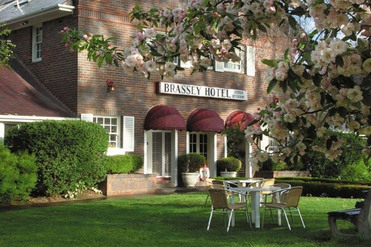 Brassey Hotel - Managed By Doma Hotels Canberra Exterior foto